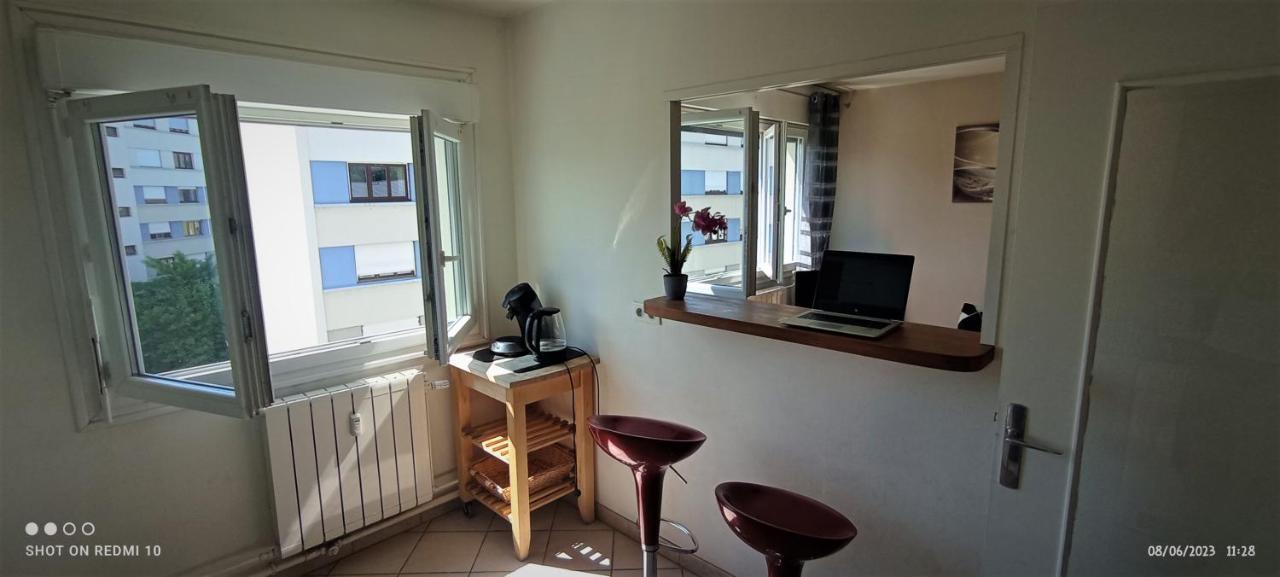 F1Bis Agreable A La Mairie Apartment Лимож Екстериор снимка